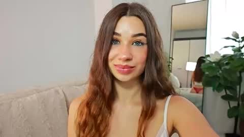 Tia online show from June 18, 2:57 am