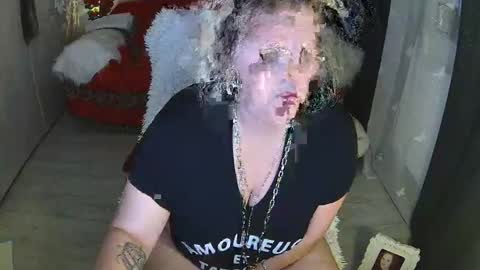 Alexxa online show from February 2, 1:04 am