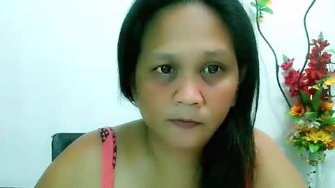 Snapshot of divinegrace10 chatting on January 4, 2:04 pm Divine Grace Close To Your Hear online show from January 4, 2:04 pm