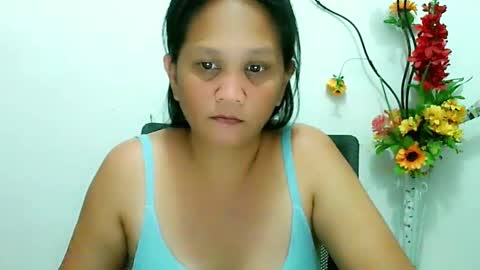 Snapshot of divinegrace10 chatting on February 5, 2:37 pm Divine Grace Close To Your Hear online show from February 5, 2:37 pm