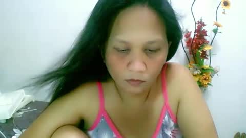 Snapshot of divinegrace10 chatting on January 7, 4:29 am Divine Grace Close To Your Hear online show from January 7, 4:29 am