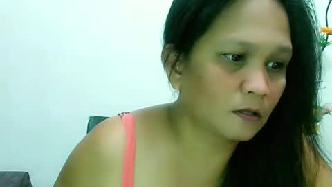 Snapshot of divinegrace10 chatting on January 3, 1:58 pm Divine Grace Close To Your Hear online show from January 3, 1:58 pm