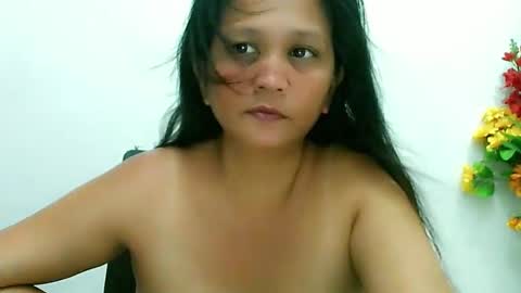 Snapshot of divinegrace10 chatting on February 16, 3:26 am Divine Grace Close To Your Hear online show from February 16, 3:26 am