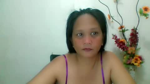 Snapshot of divinegrace10 chatting on January 25, 12:06 am Divine Grace Close To Your Hear online show from January 25, 12:06 am