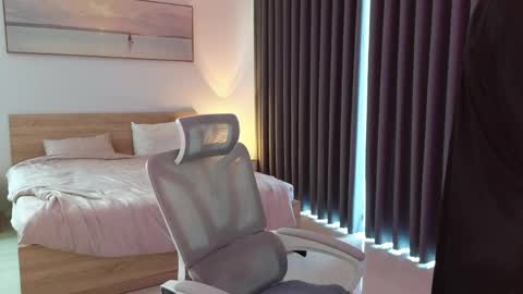 Jenia online show from April 29, 2:26 am