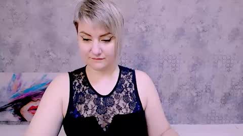 Snapshot of djullia chatting on September 11, 5:41 am djullia online show from September 11, 5:41 am