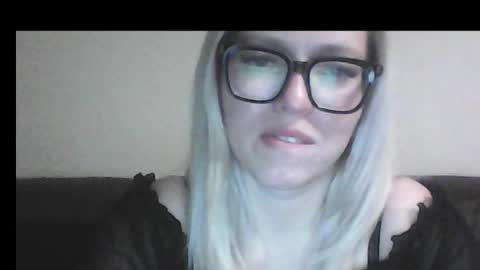 dolce_tempt online show from March 5, 6:15 pm