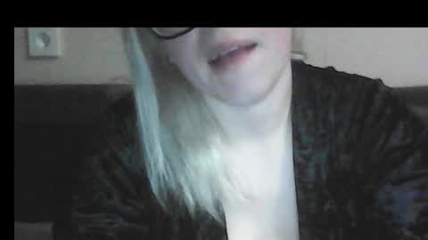 dolce_tempt online show from March 11, 7:49 pm