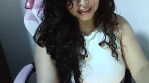 Snapshot of doll78latin chatting on October 17, 1:36 pm doll78latin online show from October 17, 1:36 pm
