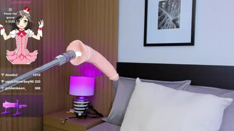 Bella  online show from April 25, 7:55 pm