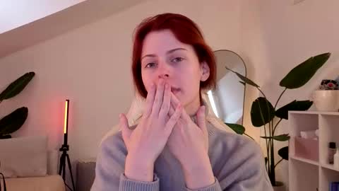 Your doll Lesli online show from December 18, 9:47 am