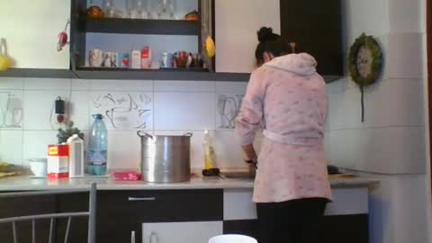 dol online show from February 6, 8:18 am