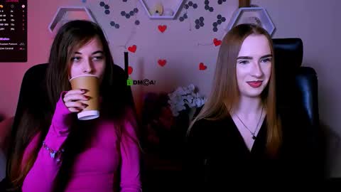 Snapshot of doll_vey chatting on September 21, 7:12 pm doll_vey online show from September 21, 7:12 pm