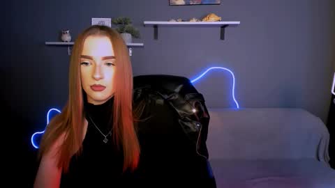 Snapshot of doll_vey chatting on October 12, 6:54 pm doll_vey online show from October 12, 6:54 pm