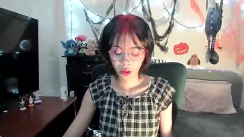 mina online show from October 23, 3:45 am