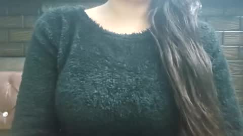 Snapshot of dollmeenu chatting on October 29, 5:26 pm dollmeenu online show from October 29, 5:26 pm