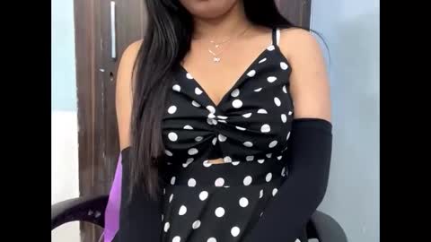 dollmeenu online show from February 14, 9:00 am