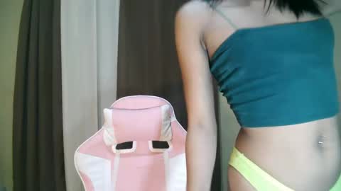 dolly_angel2 online show from February 20, 12:25 pm