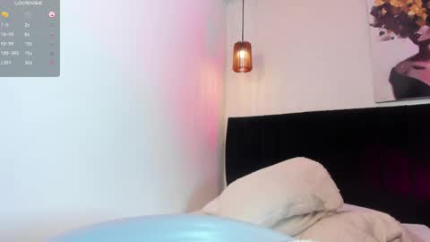 Call me Zoe  online show from April 24, 12:30 pm