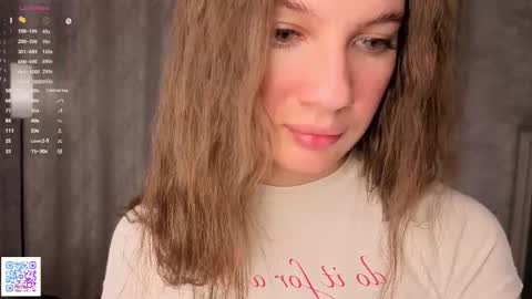 Emilia online show from November 28, 4:48 am