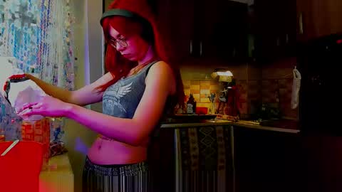 Dolores Sage online show from April 25, 1:41 pm