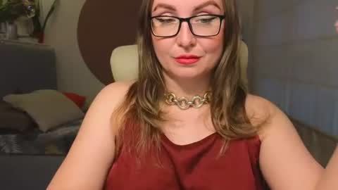 DOM MUMMY online show from June 13, 4:48 pm