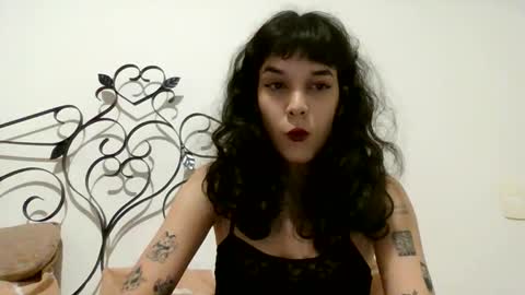 dominatrixkimmy online show from October 14, 11:51 pm
