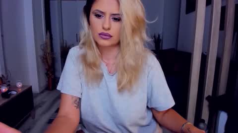 Snapshot of domtessa chatting on September 14, 6:06 pm Tessa online show from September 14, 6:06 pm