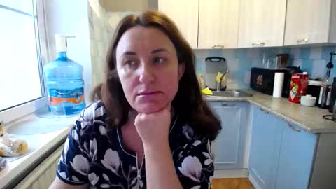 Snapshot of donnalimadonna chatting on December 14, 9:29 am Tatiana 43 curvy sexy body and Joanna redhead 39 years online show from December 14, 9:29 am