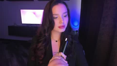 Dora Charmer online show from April 21, 12:56 pm