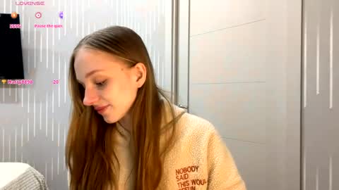 Anika online show from April 27, 11:13 pm