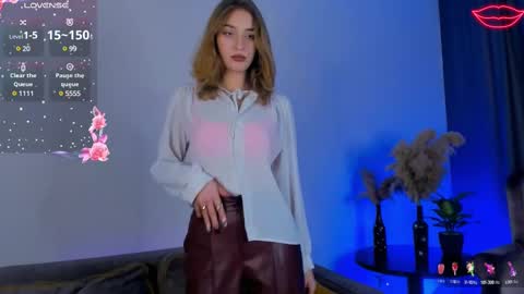 Sarah online show from February 10, 7:04 am