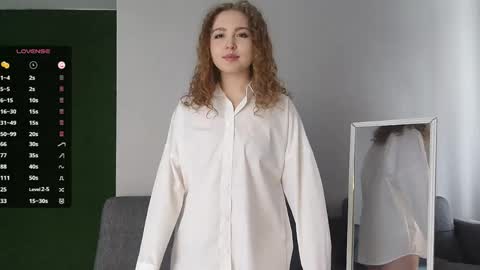 dorthaament online show from April 22, 9:39 am