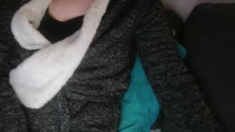 Snapshot of douce_elsa chatting on January 6, 6:20 pm Douce Elsa online show from January 6, 6:20 pm