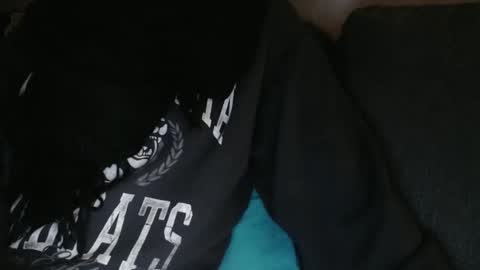 Snapshot of douce_elsa chatting on January 22, 6:20 pm Douce Elsa online show from January 22, 6:20 pm