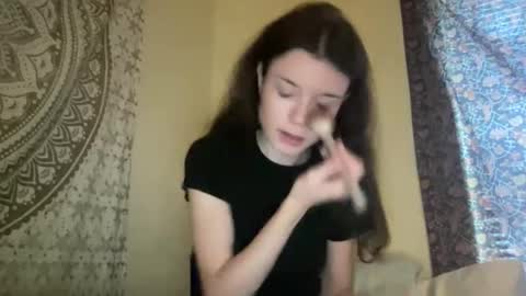 ur dream girl online show from April 23, 6:10 pm