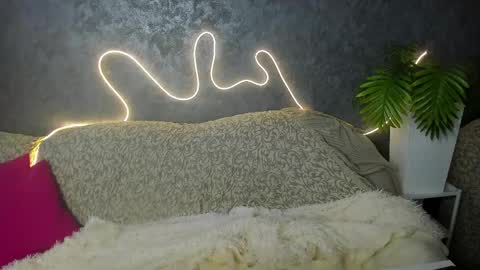 Olivia online show from April 24, 2:36 am