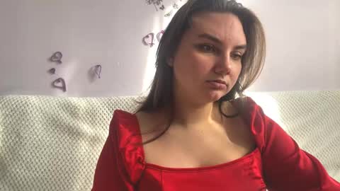 Snapshot of dreamyblushfairy chatting on March 10, 8:06 am Mila online show from March 10, 8:06 am
