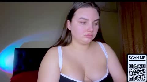 Mila online show from February 18, 5:23 pm