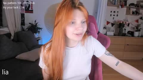 my name is Lia online show from November 28, 10:35 pm