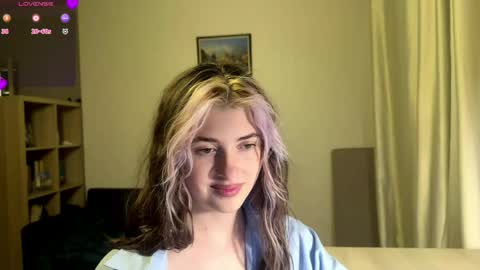 Dia online show from April 26, 4:59 pm