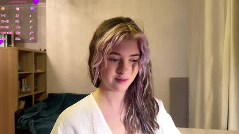 Dia online show from April 23, 4:20 pm