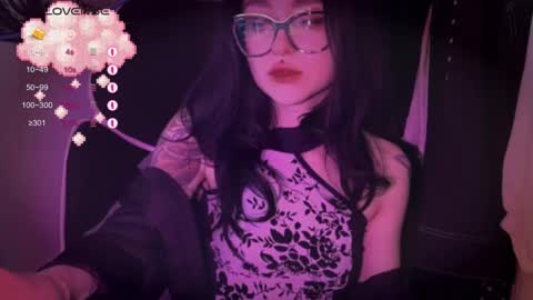 Tara  online show from October 6, 3:01 am