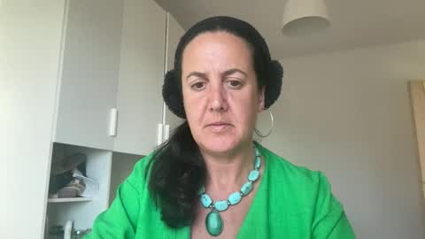Dr. Resa online show from June 4, 2:54 pm