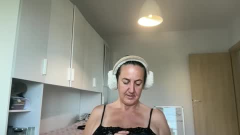 Dr. Resa online show from June 6, 10:32 am