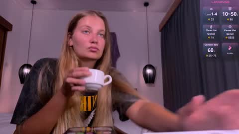 Mistress Lola Slavic witch online show from June 4, 11:36 am