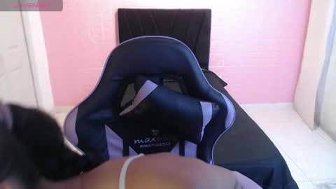 dulce1609 online show from April 28, 8:02 pm