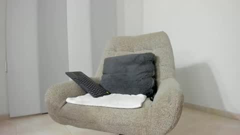 Dulce online show from April 22, 9:39 am