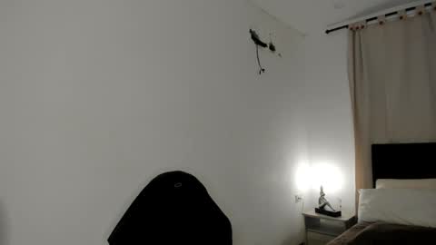 dulce brithany online show from April 26, 5:16 am