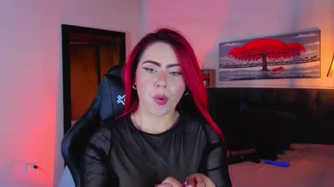 DULCE online show from February 22, 3:46 pm